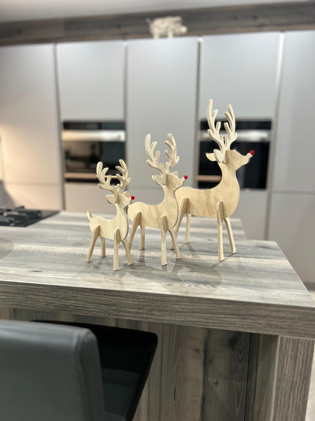 Birch ply reindeers